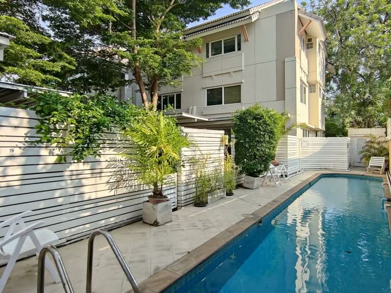 บ้านแฝด 3 ขั้น 4 ห้องนอนในโครงการใกล้โรงเรียนนานาชาติย่านเอกมัย-ปรีดีพนมยงค์, กรุงเทพ, เอกมัย, พระโขนงเหนือ, วัฒนา, กรุงเทพ, 350 ตร.ม., บ้านแฝด ให้เช่า, โดย ปรีชา จิตต์สมนึก, 500154329 - DDproperty.com
