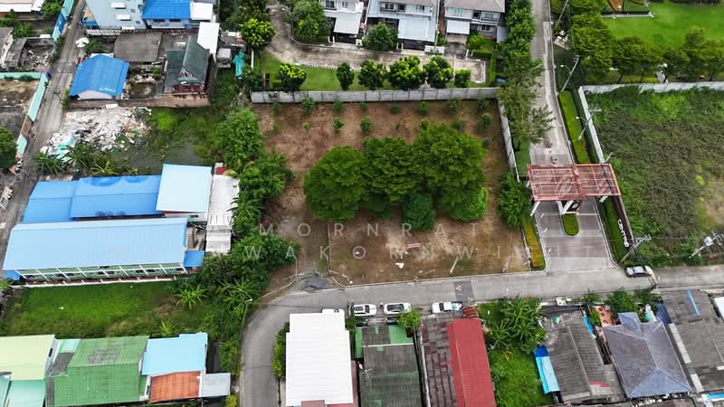 ที่ดินซอยพระยาสุเรนทร์ 21 แยก 3, กรุงเทพ, บางชัน, คลองสามวา, กรุงเทพ, 1 ตร.ม., กิจการ ขาย, โดย Amornrat Wisawakornwisit, 500154330 - DDproperty.com