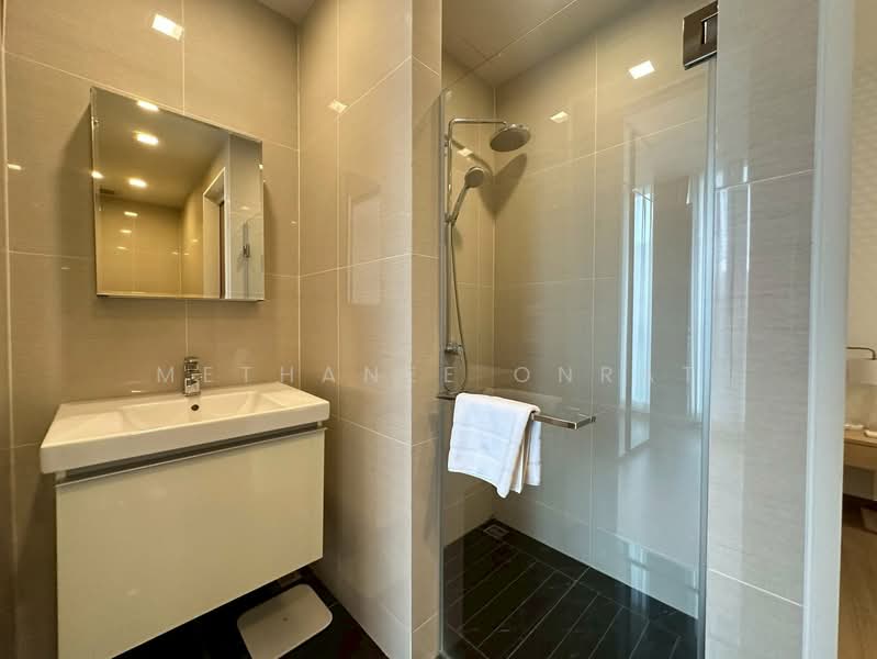 Park Origin Phrom Phong (Park 24), Bangkok, 68 Soi Sukhumvit 24, Khong Tan, Khlong Toei, Bangkok, 2 Bedrooms, 44 sqm, Condo For Rent, by Methanee Onrat, 500154332 - DDproperty.com