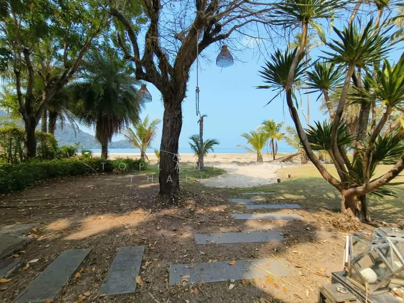 ขาย - ขาย Pool Villa เกาะช้าง (วิวทะเล หาดส่วนตัว ภูเขาล้อมรอบ) เนื้อที่ 355 ตร.วา 700 ตร.ม. +สระว่ายน้ำ, ตราด