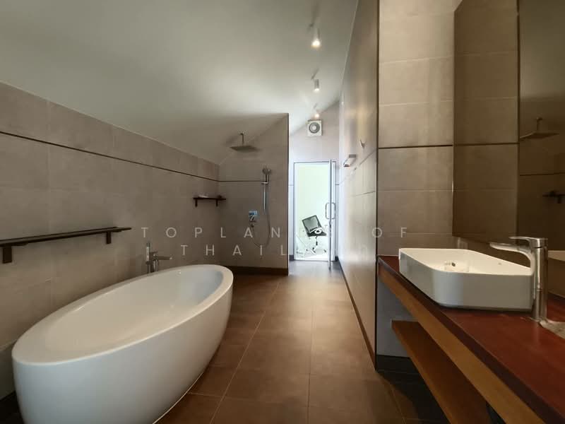 For Sale - ขาย Pool Villa เกาะช้าง (วิวทะเล หาดส่วนตัว ภูเขาล้อมรอบ) เนื้อที่ 355 ตร.วา 700 ตร.ม. +สระว่ายน้ำ, Trat