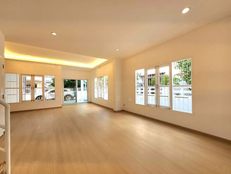 ศุธาวัลย์ : Suthawan, นนทบุรี, บางเลน, บางใหญ่, นนทบุรี, 131 ตร.ม., Semi-Detached House (Twin House) ขาย, โดย ปทิตตา กังสนันท์, 500154353 - DDproperty.com