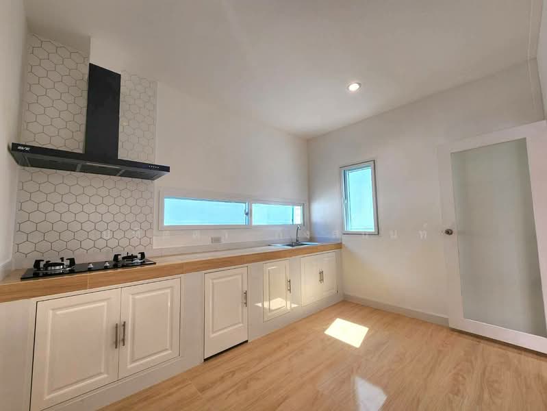 ศุธาวัลย์ : Suthawan, นนทบุรี, บางเลน, บางใหญ่, นนทบุรี, 131 ตร.ม., บ้านแฝด ขาย, โดย ปทิตตา กังสนันท์, 500154353 - DDproperty.com