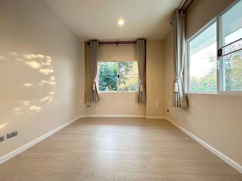 Perfect Place Ramkhamhaeng-Suvarnabhumi 3, Bangkok, Wat Arun, Bangkok Yai, Bangkok, 5 Bedrooms, 260 sqm, Single Detached House For Rent, by คุณรวีวรรณ อู่เงิน, 500154387 - DDproperty.com