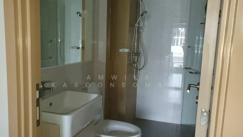 The Excel Hideaway Sukhumvit 71, Bangkok, Soi Mi Suwan 2, Phra Kanong Nua, Watthana, Bangkok, 1 Bedroom, 30 sqm, Condo For Rent, by Amwika Karoonsombat, 500154410 - DDproperty.com