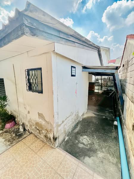 โชคชัย4, Bangkok, Lat Phrao, Lat Phrao, Bangkok, 4 Bedrooms, 300 sqm, Single Detached House For Sale, by Khun Bas, 500154424 - DDproperty.com