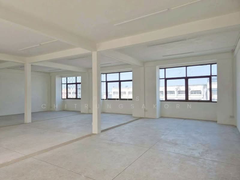 ให้เช่าอาคารพาณิชย์ รีโนเวทใหม่ ถนนเอกชัย–บางบอน, กรุงเทพ, บางบอน, บางบอน, กรุงเทพ, 800 ตร.ม., ตึกแถว-อาคารพาณิชย์ ให้เช่า, โดย Pudis Chitrungsakorn, 500154430 - DDproperty.com