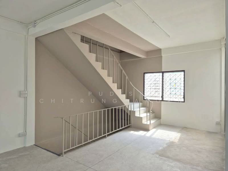 Newly Renovated Commercial Building for Rent – Ekachai / Bang Bon, Bangkok, Bang Bon, Bang Bon, Bangkok, , 800 sqm, Shophouse For Rent, by Pudis Chitrungsakorn, 500154430 - DDproperty.com