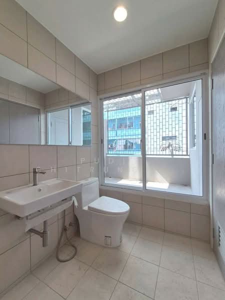 Newly Renovated Commercial Building for Rent – Ekachai / Bang Bon, Bangkok, Bang Bon, Bang Bon, Bangkok, , 800 sqm, Shophouse For Rent, by Pudis Chitrungsakorn, 500154430 - DDproperty.com