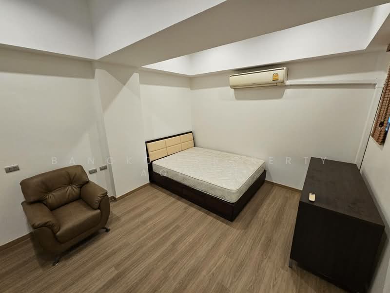 For Rent - Premier Condominium, Bangkok