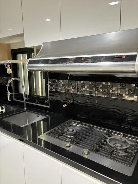 ให้เช่า - ทาวน์เฮาส์ 2 ชั้น ซอยพระยาสิงหเสนี หัวลำโพง, กรุงเทพ