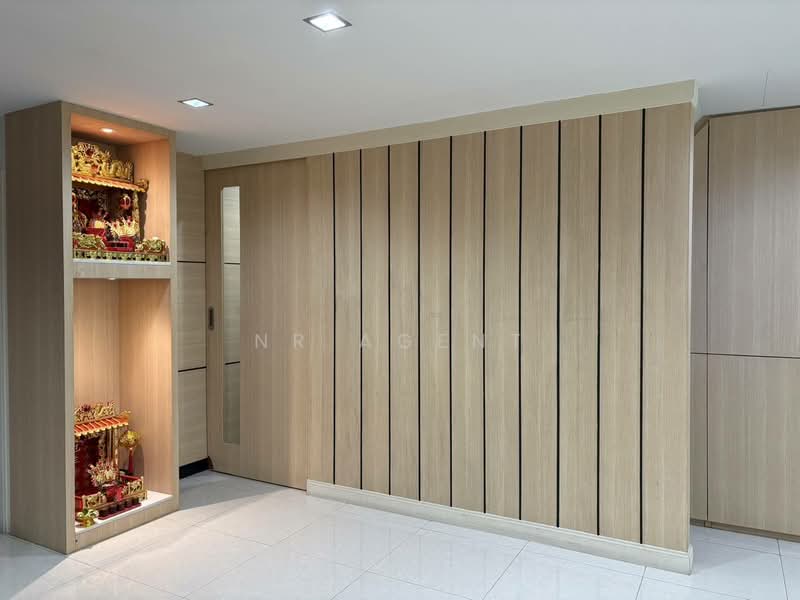 ให้เช่า - ทาวน์เฮาส์ 2 ชั้น ซอยพระยาสิงหเสนี หัวลำโพง, กรุงเทพ