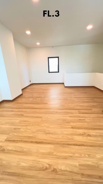 ให้เช่าโฮมออฟฟิศใหม่ ทำเลเลียบทางด่วนเอกมัย รามอินทรา, Bangkok, Lat Phrao, Lat Phrao, Bangkok, 2 Bedrooms, 225 sqm, Townhouse For Rent, by Correct Property, 500154460 - DDproperty.com