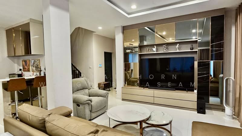 Bangkok Boulevard Rama 9, Bangkok, Kanchanaphisek Ring Road, Saphan Sung, Saphan Sung, Bangkok, 3 Bedrooms, 250 sqm, Single Detached House For Sale, by Thananthorn Wongvarnkaseam, 500154485 - DDproperty.com