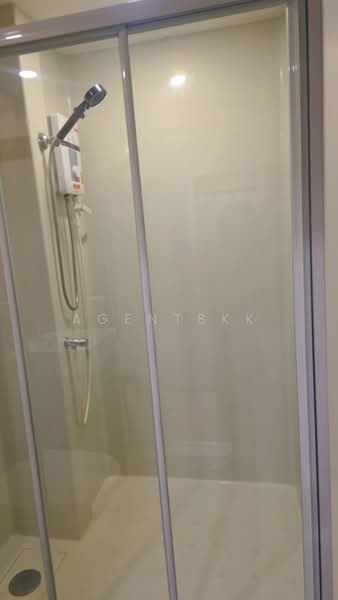 Blossom Condo @ Sathorn-Charoenrat, Bangkok, Charoen Rat Road, Thung Wat Don, Sathon, Bangkok, 1 Bedroom, 30 sqm, Condo For Rent, by Agentbkk, 500154486 - DDproperty.com