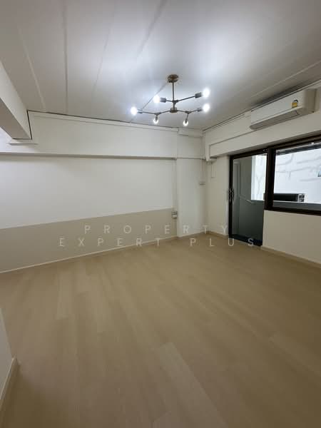 Family Condominium, Bangkok, Sutthisan Winitchai Road, Samsen Nai, Phaya Thai, Bangkok, Studio, 27 sqm, Condo For Sale, by Property Expert Plus, 500154491 - DDproperty.com