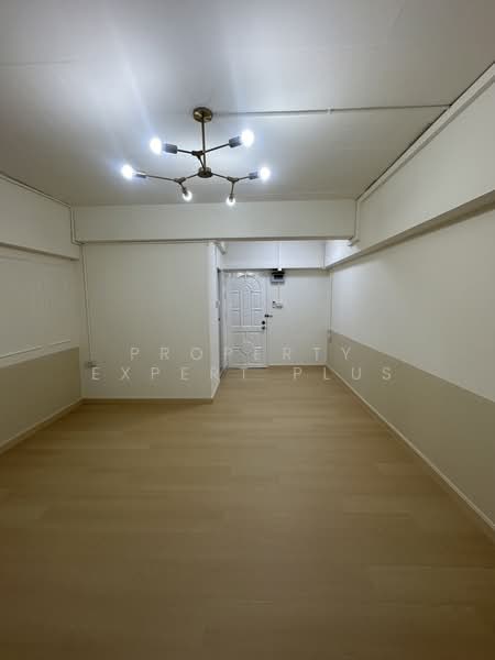 Family Condominium, Bangkok, Sutthisan Winitchai Road, Samsen Nai, Phaya Thai, Bangkok, Studio, 27 sqm, Condo For Sale, by Property Expert Plus, 500154491 - DDproperty.com