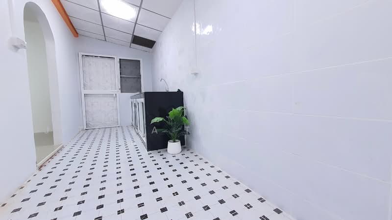 Baan Pruksa 14 A Bangbuathong, Nonthaburi, Soi Pruksa Village 14 A, Bang Khu Rat, Bang Bua Thong, Nonthaburi, 4 Bedrooms, 120 sqm, Single Detached House For Sale, by Jetsada Theamphet, 500154498 - DDproperty.com