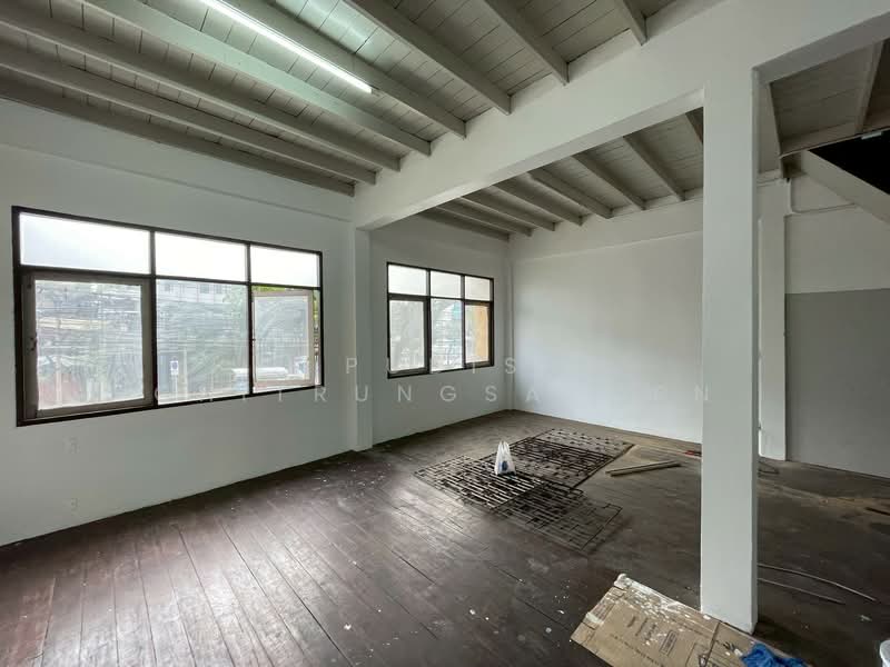 ให้เช่าอาคารพาณิชย์ ตลาดพรานนก, กรุงเทพ, บ้านช่างหล่อ, บางกอกน้อย, กรุงเทพ, 294 ตร.ม., ตึกแถว-อาคารพาณิชย์ ให้เช่า, โดย Pudis Chitrungsakorn, 500154501 - DDproperty.com