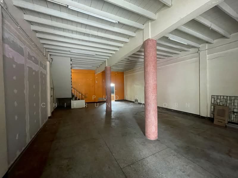 ให้เช่าอาคารพาณิชย์ ตลาดพรานนก, กรุงเทพ, บ้านช่างหล่อ, บางกอกน้อย, กรุงเทพ, 294 ตร.ม., ตึกแถว-อาคารพาณิชย์ ให้เช่า, โดย Pudis Chitrungsakorn, 500154501 - DDproperty.com