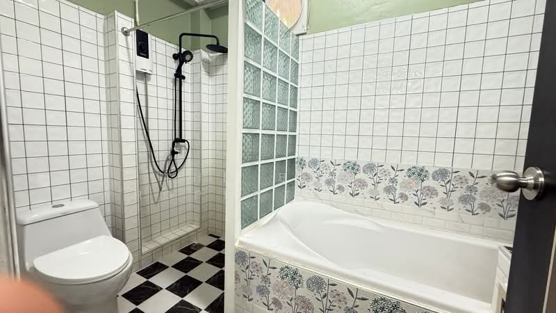 อาคารพาณิชย์บ้านกลาง ลำพูน, ลำพูน, บ้านกลาง, เมืองลำพูน, ลำพูน, 120 ตร.ม., ตึกแถว-อาคารพาณิชย์ ขาย, โดย The Best Property บอย, 500154505 - DDproperty.com