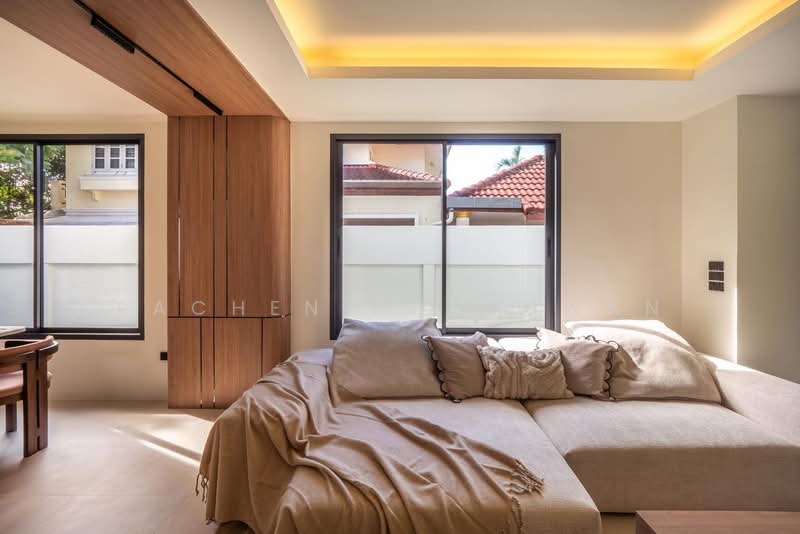 Urgent sale! Detached pool villa, corner lot, Ratsada, Phuket. Land area 89.2 sq.wa (350 sq.m),, Phuket, Ratsada, Muang Phuket, Phuket, 3 Bedrooms, 350 sqm, Single Detached House For Sale, by Rachen Nopsuwan, 500154511 - DDproperty.com