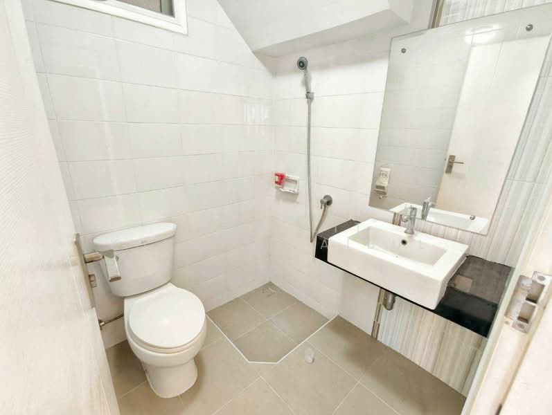 Pruklada 3 Rangsit - Klong 4, Pathum Thani, Lat Sawai, Lam Luk Ka, Pathum Thani, 3 Bedrooms, 200 sqm, Single Detached House For Sale, by CHAWALIT KONGSAKPAIBUL, 500154536 - DDproperty.com