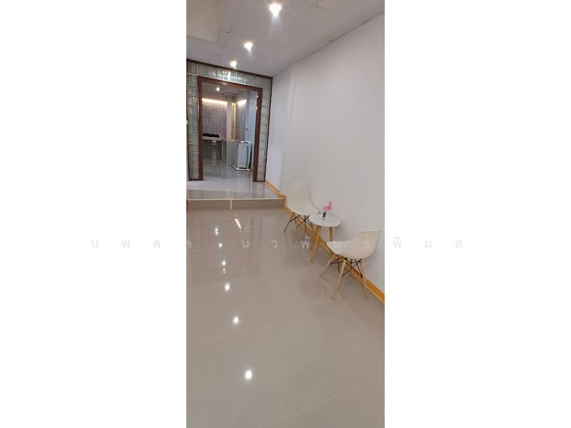 Moobaan Cho Rung Rueang 6, Nonthaburi, Bang Kruai - Sai Noi Road, Bang Rak Pattana, Bang Bua Thong, Nonthaburi, 4 Bedrooms, 132 sqm, Townhouse For Sale, by นพดล นวพันธ์พิมล, 500154549 - DDproperty.com