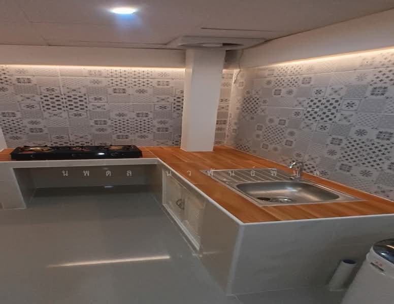 Moobaan Cho Rung Rueang 6, Nonthaburi, Bang Kruai - Sai Noi Road, Bang Rak Pattana, Bang Bua Thong, Nonthaburi, 4 Bedrooms, 132 sqm, Townhouse For Sale, by นพดล นวพันธ์พิมล, 500154549 - DDproperty.com