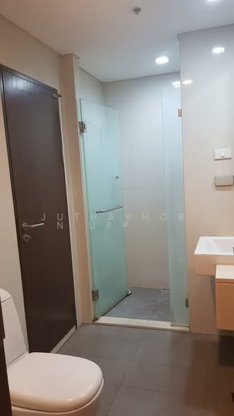 Le Luk Condominium, Bangkok, 1599 291 Sukhumvit Rd, Phra Kanong Nua, Watthana, Bangkok, 1 Bedroom, 50 sqm, Condo For Rent, by Juthabhorn Uppachit (Amy), 500154579 - DDproperty.com