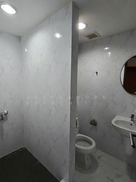 Tai Ping Towers, Bangkok, 582 Soi Sukhumvit 63, Khlong Tan Nua, Watthana, Bangkok, 2 Bedrooms, 130 sqm, Condo For Rent, by Juthabhorn Uppachit (Amy), 500154581 - DDproperty.com