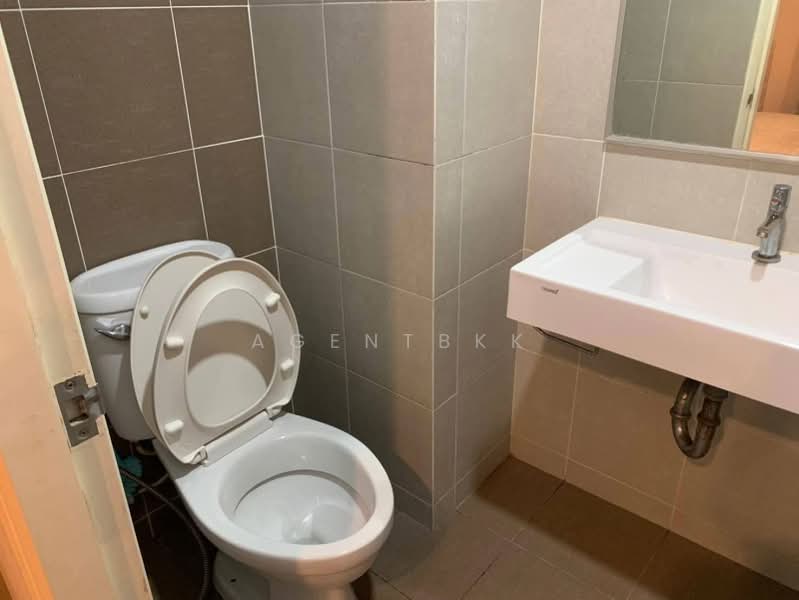 Lumpini Ville Sukhumvit 76-Bearing Station, Samut Prakan, Soi Sukhumvit 76, Sukhumvit Road, Samrong Nua, Muang Samut Prakarn, Samut Prakan, 1 Bedroom, 27 sqm, Condo For Rent, by Agentbkk, 500154597 - DDproperty.com