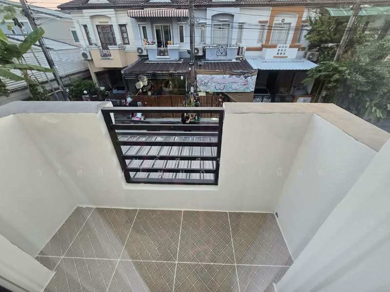 Moobaan K.C. Ramintra 7 : หมู่บ้านเค.ซี. รามอินทรา 7, กรุงเทพ, สามวาตะวันตก, คลองสามวา, กรุงเทพ, 96 ตร.ม., ทาวน์เฮ้าส์ ขาย, โดย นภัสศรณ์ วงศ์สินไทยกร (นันท์), 500154607 - DDproperty.com