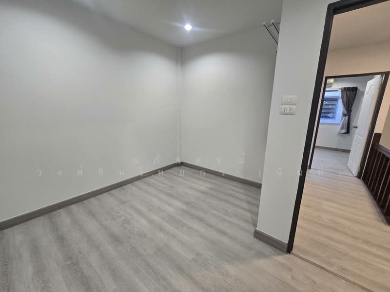 Moobaan K.C. Ramintra 7, Bangkok, Sam Wa Tawan Tok, Khlong Sam Wa, Bangkok, 3 Bedrooms, 96 sqm, Townhouse For Sale, by นภัสศรณ์ วงศ์สินไทยกร (นันท์), 500154607 - DDproperty.com