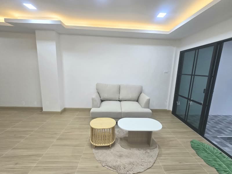 Moobaan K.C. Ramintra 7, Bangkok, Sam Wa Tawan Tok, Khlong Sam Wa, Bangkok, 2 Bedrooms, 80 sqm, Townhouse For Sale, by นภัสศรณ์ วงศ์สินไทยกร (นันท์), 500154610 - DDproperty.com