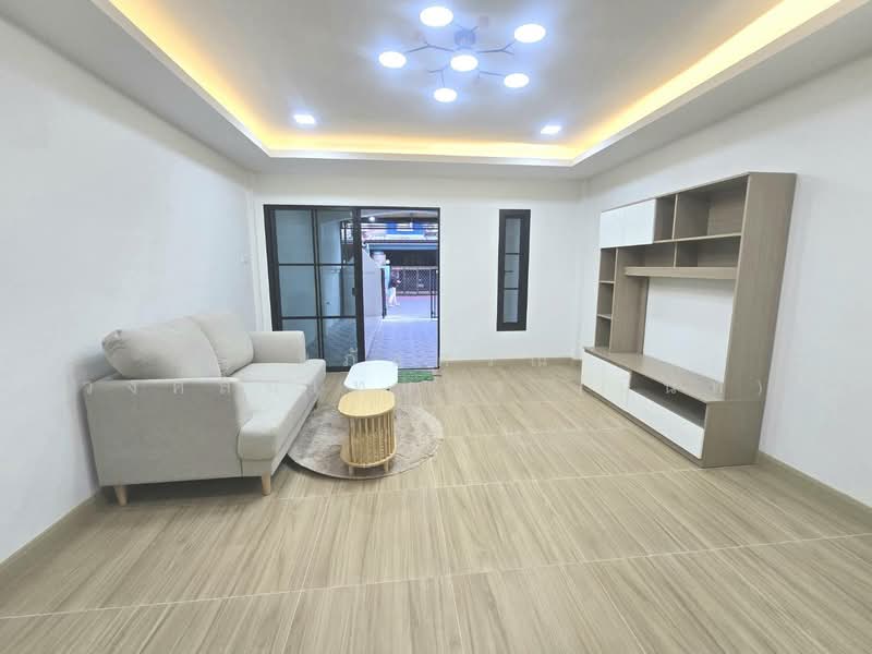 Moobaan K.C. Ramintra 7, Bangkok, Sam Wa Tawan Tok, Khlong Sam Wa, Bangkok, 2 Bedrooms, 80 sqm, Townhouse For Sale, by นภัสศรณ์ วงศ์สินไทยกร (นันท์), 500154610 - DDproperty.com