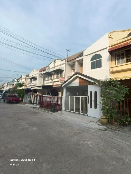 Worarakun House, along Khlong Song, Bangkok, Bang Chun, Khlong Sam Wa, Bangkok, 2 Bedrooms, 80 sqm, Townhouse For Sale, by นภัสศรณ์ วงศ์สินไทยกร (นันท์), 500154615 - DDproperty.com