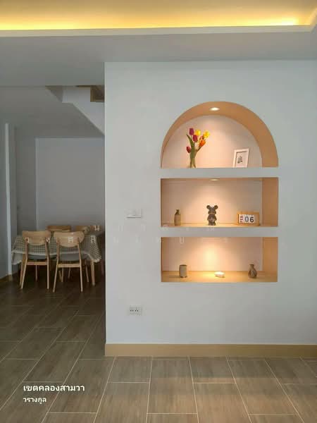 บ้านวรางกูล เลียบคลองสอง : Worarakun House, along Khlong Song, กรุงเทพ, บางชัน, คลองสามวา, กรุงเทพ, 80 ตร.ม., ทาวน์เฮ้าส์ ขาย, โดย นภัสศรณ์ วงศ์สินไทยกร (นันท์), 500154615 - DDproperty.com