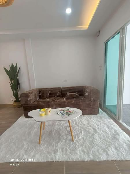 Worarakun House, along Khlong Song, Bangkok, Bang Chun, Khlong Sam Wa, Bangkok, 2 Bedrooms, 80 sqm, Townhouse For Sale, by นภัสศรณ์ วงศ์สินไทยกร (นันท์), 500154615 - DDproperty.com