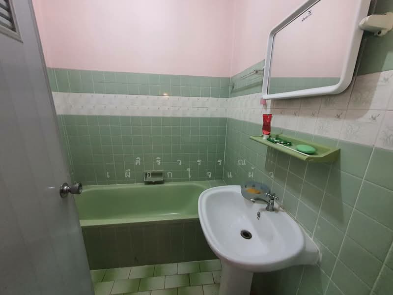 ํYucharern, Bangkok, พหลโยธิน 50, Anusaowari, Bang Khen, Bangkok, 5 Bedrooms, 104 sqm, Townhouse For Sale, by ศิริวรรณ เผือกใจแผ้ว, 500154635 - DDproperty.com