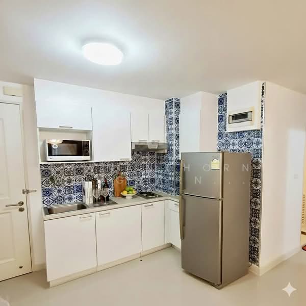 The Clover Thonglor Residence, Bangkok, Soi Sukhumvit 55, Khlong Tan Nua, Watthana, Bangkok, 2 Bedrooms, 71 sqm, Condo For Rent, by Thananthorn Wongvarnkaseam, 500154638 - DDproperty.com