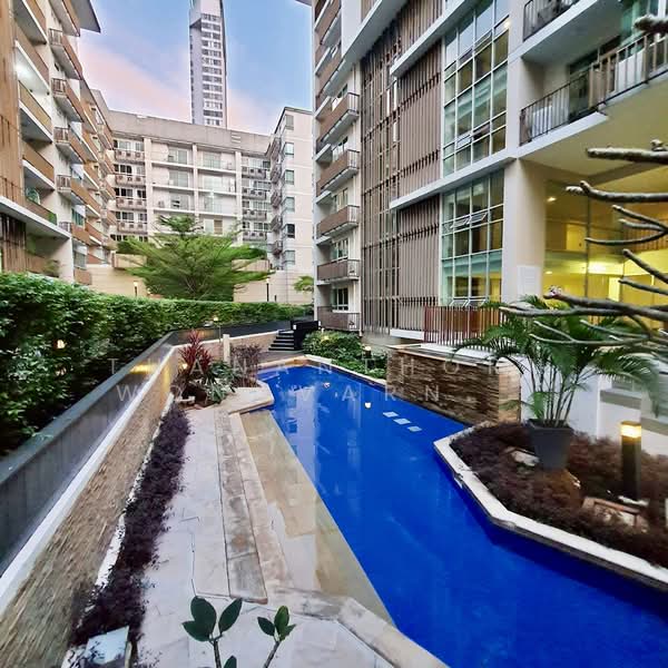 The Clover Thonglor Residence, Bangkok, Soi Sukhumvit 55, Khlong Tan Nua, Watthana, Bangkok, 2 Bedrooms, 71 sqm, Condo For Rent, by Thananthorn Wongvarnkaseam, 500154638 - DDproperty.com