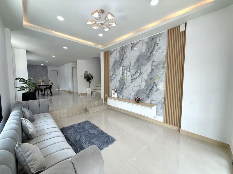 ม.มาริสา สุเหร่าคลองหนึ่ง5 ซอยมาริสา 6 แขวงบางชัน คลองสามวา, Bangkok, สุเหร่าคลองหนึ่ง5, Bang Chun, Khlong Sam Wa, Bangkok, 4 Bedrooms, 120 sqm, Townhouse For Sale, by นภัสศรณ์ วงศ์สินไทยกร (นันท์), 500154641 - DDproperty.com