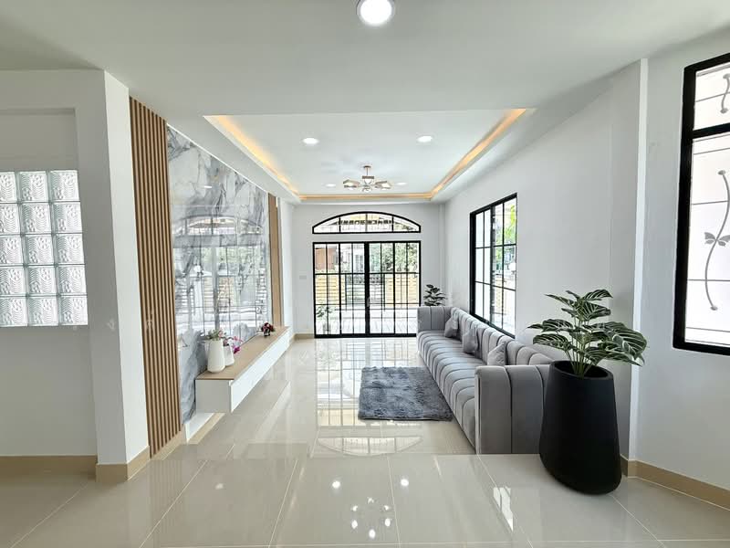 ม.มาริสา สุเหร่าคลองหนึ่ง5 ซอยมาริสา 6 แขวงบางชัน คลองสามวา, Bangkok, สุเหร่าคลองหนึ่ง5, Bang Chun, Khlong Sam Wa, Bangkok, 4 Bedrooms, 120 sqm, Townhouse For Sale, by นภัสศรณ์ วงศ์สินไทยกร (นันท์), 500154641 - DDproperty.com