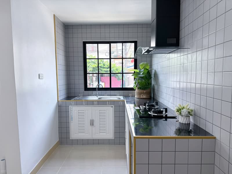 ม.มาริสา สุเหร่าคลองหนึ่ง5 ซอยมาริสา 6 แขวงบางชัน คลองสามวา, กรุงเทพ, สุเหร่าคลองหนึ่ง5, บางชัน, คลองสามวา, กรุงเทพ, 120 ตร.ม., ทาวน์เฮ้าส์ ขาย, โดย นภัสศรณ์ วงศ์สินไทยกร (นันท์), 500154641 - DDproperty.com