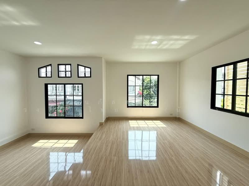 ม.มาริสา สุเหร่าคลองหนึ่ง5 ซอยมาริสา 6 แขวงบางชัน คลองสามวา, กรุงเทพ, สุเหร่าคลองหนึ่ง5, บางชัน, คลองสามวา, กรุงเทพ, 120 ตร.ม., ทาวน์เฮ้าส์ ขาย, โดย นภัสศรณ์ วงศ์สินไทยกร (นันท์), 500154641 - DDproperty.com