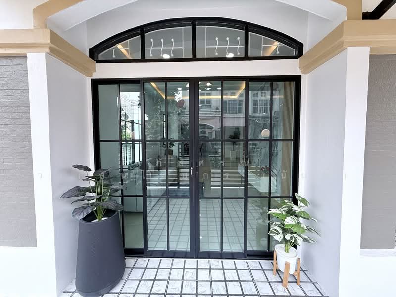 ม.มาริสา สุเหร่าคลองหนึ่ง5 ซอยมาริสา 6 แขวงบางชัน คลองสามวา, กรุงเทพ, สุเหร่าคลองหนึ่ง5, บางชัน, คลองสามวา, กรุงเทพ, 120 ตร.ม., ทาวน์เฮ้าส์ ขาย, โดย นภัสศรณ์ วงศ์สินไทยกร (นันท์), 500154641 - DDproperty.com