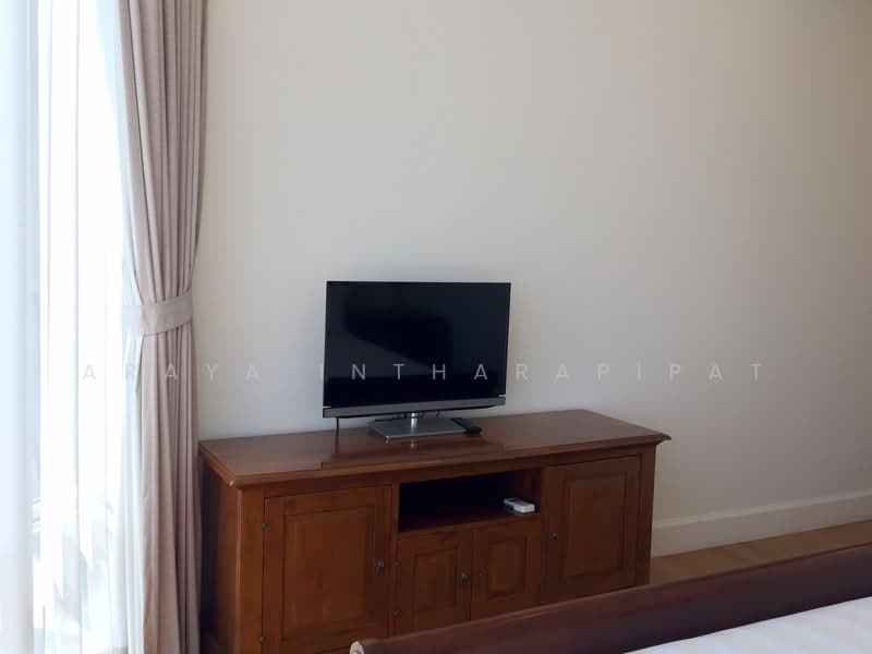 Royce Private Residences, Bangkok, 61 Soi Sukhumvit 31, Khlongtoei Nua, Watthana, Bangkok, 2 Bedrooms, 111 sqm, Condo For Rent, by Araya Intharapipat, 500154648 - DDproperty.com