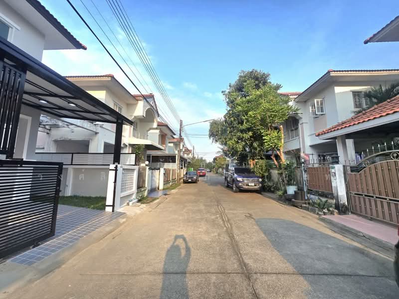 Baan Burirom Rangsit – Klong 4 : บ้านบุรีรมย์ รังสิต – คลอง 4, ปทุมธานี, 59 หมู่ 6, ลาดสวาย, ลำลูกกา, ปทุมธานี, 120 ตร.ม., บ้านเดี่ยว ขาย, โดย นภัสศรณ์ วงศ์สินไทยกร (นันท์), 500154649 - DDproperty.com