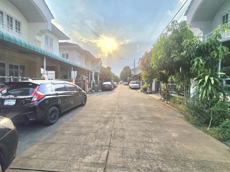 Baan Burirom Rangsit – Klong 4, Pathum Thani, 59 Moo 6, Lat Sawai, Lam Luk Ka, Pathum Thani, 3 Bedrooms, 120 sqm, Single Detached House For Sale, by นภัสศรณ์ วงศ์สินไทยกร (นันท์), 500154649 - DDproperty.com